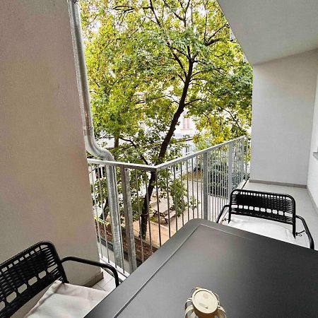 Urbaner Charme: Stilvolles Wohnen Im Herzen Wiens 外观 照片