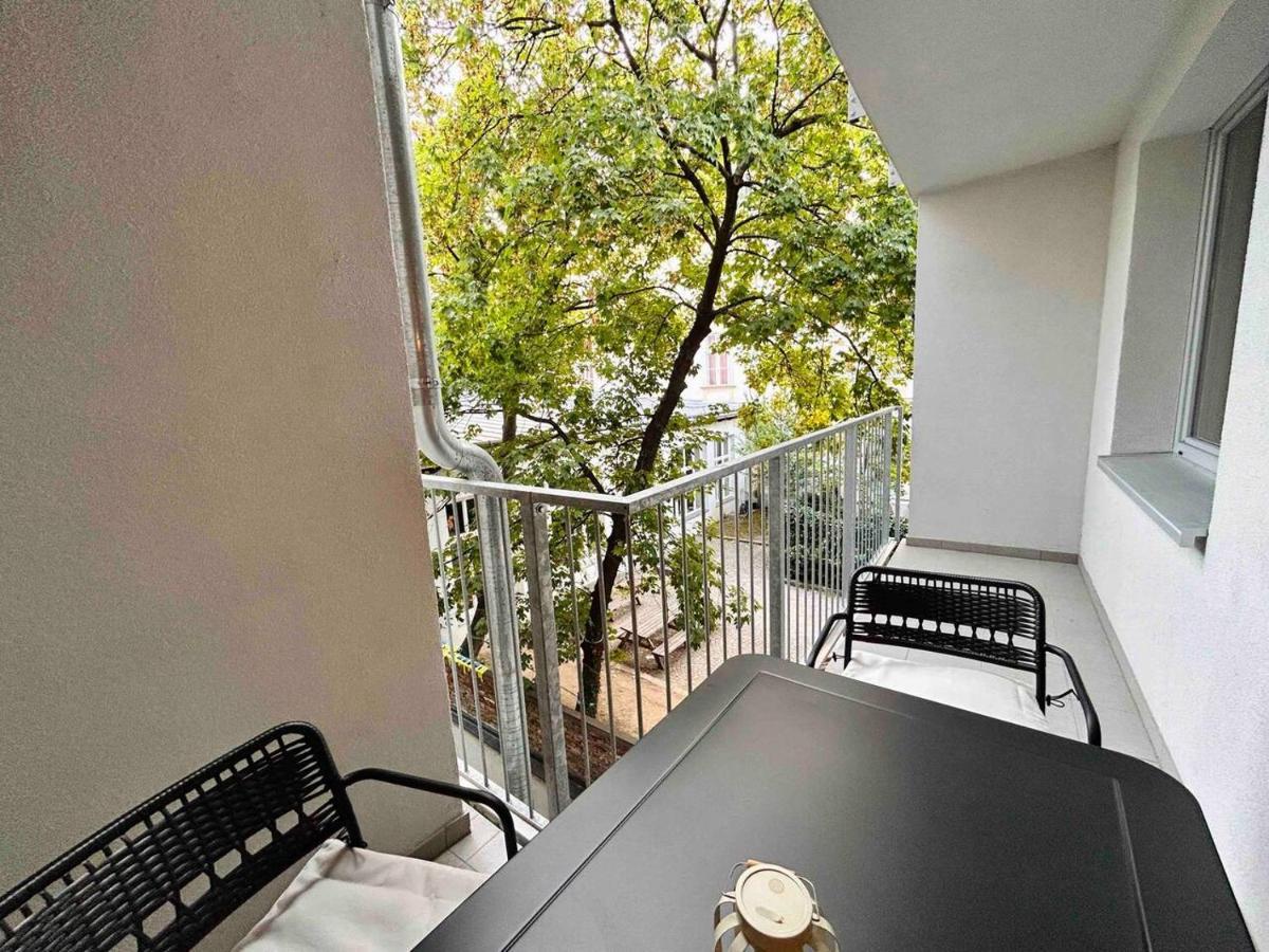 Urbaner Charme: Stilvolles Wohnen Im Herzen Wiens 外观 照片
