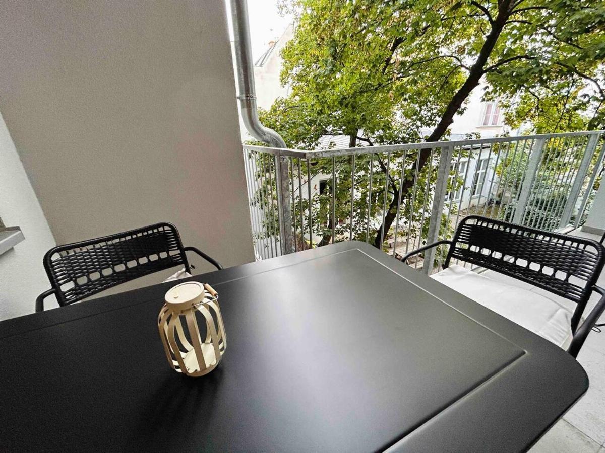 Urbaner Charme: Stilvolles Wohnen Im Herzen Wiens 外观 照片